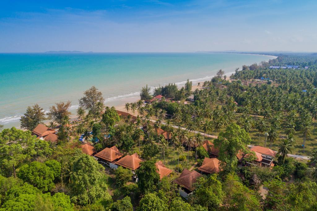 Coral Hotel Bangsaphan Бангсапхан Экстерьер фото